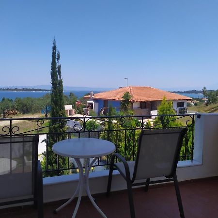 Lofos Vourvourou Apartment Екстериор снимка