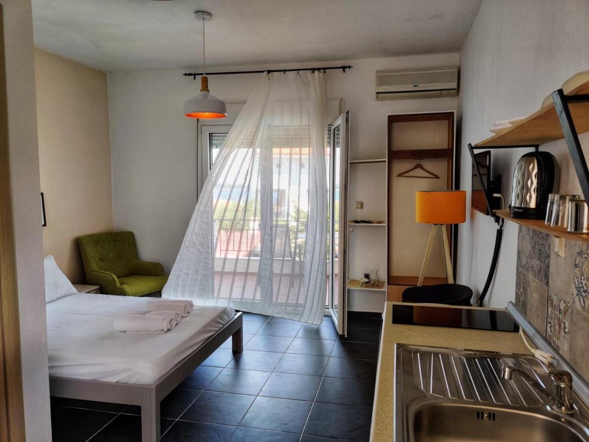 Lofos Vourvourou Apartment Екстериор снимка